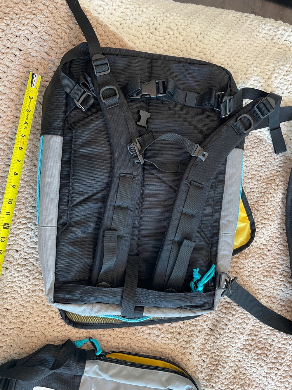 Topo Designs Gray & Black
CARVANA Travel and Daily bag with Turquoise Accents - Picture 5 of 13